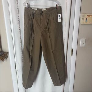 Vintage Men's Easy Fit Pleated GAP Khakis